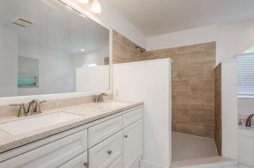 8520 Cypress Lk Blvd, New Port Richey FL 34653-6703 exterior