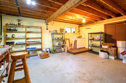 121 Ladd Hill Rd, Belmont NH  03220-3009 exterior