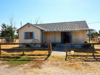 3721 Calimyrna Rd, Acampo, CA 95220-9395