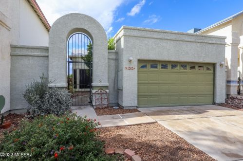8679 Auriga Way, Tucson, AZ 85742-4814