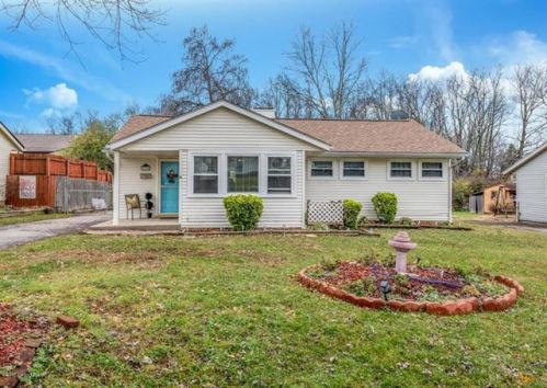 205 Marian Dr, Louisville, KY 40218-3703