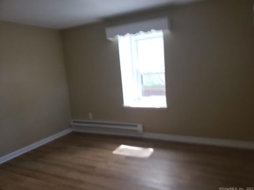 20 Bennett Ave, Waterbury CT  06708-4002 exterior