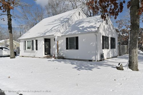 336 Briggs Ave, Lacey NJ  08731-2532 exterior