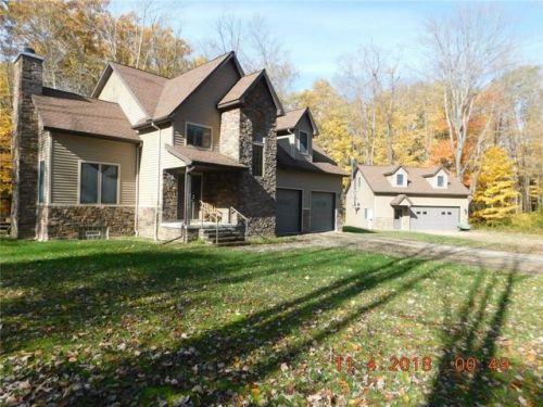 6057 Creek Rd, Girard, PA 16417-7625