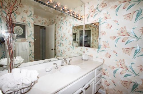 18076 Avenida Alozdra, San Diego CA 92128-1570 exterior