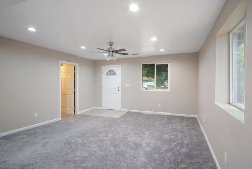 13275 Marshall St, Le Grand CA  95333-9762 exterior