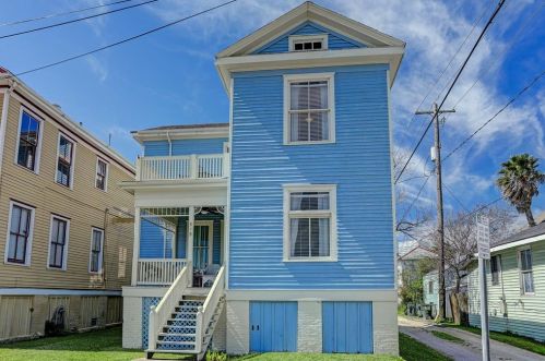 515 13th St, Galveston TX  77550-5034 exterior