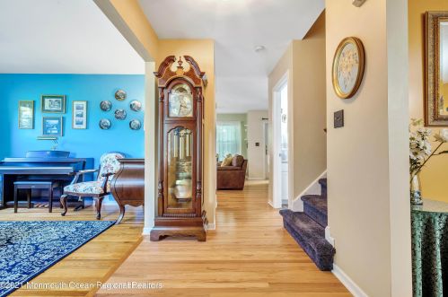 305 Bartley Rd, Jackson Twp NJ  08527-1166 exterior