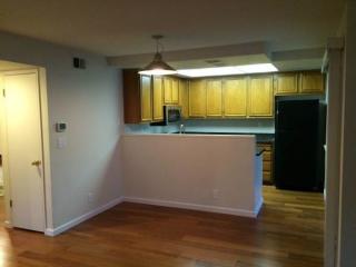 701 Portwalk Pl, Redwood City CA  94065-1811 exterior