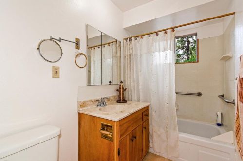 241 Whipple Dr, Big Bear City CA  92314-9752 exterior