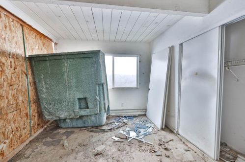 6634 Radio Dr, San Diego CA  92114-1611 exterior