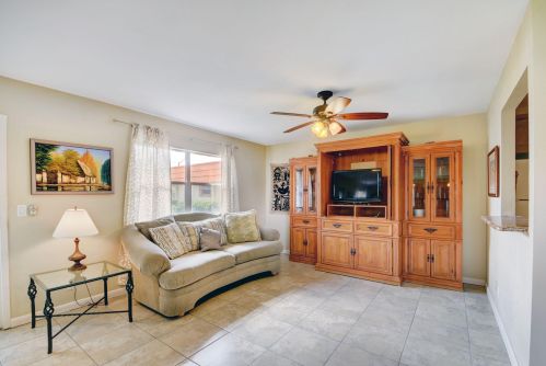 43 Seville B, Delray Beach, FL 33446-2109
