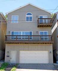 921 Highway Ave, Covington, KY 41011-1022