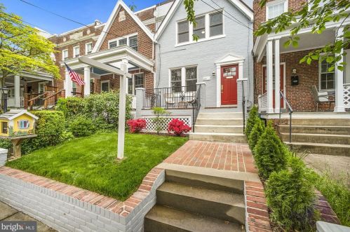 2411 Huidekoper Pl, Washington, DC 20007-1827