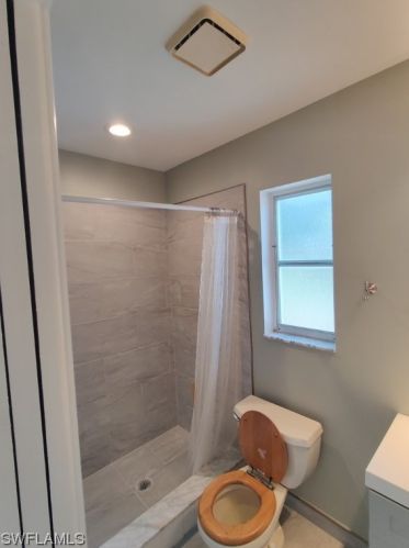 1501 Canal St, Lehigh Acres FL  33936-5305 exterior