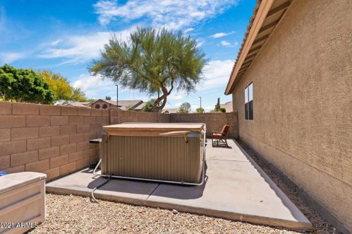 1394 Toledo St, Gilbert AZ  85295-5505 exterior