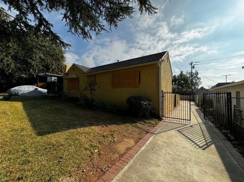 2528 Catherine Rd, Altadena CA  91001-2305 exterior