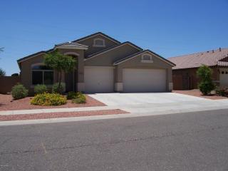 17819 Charter Oak Rd, Sun City, AZ 85388-5610