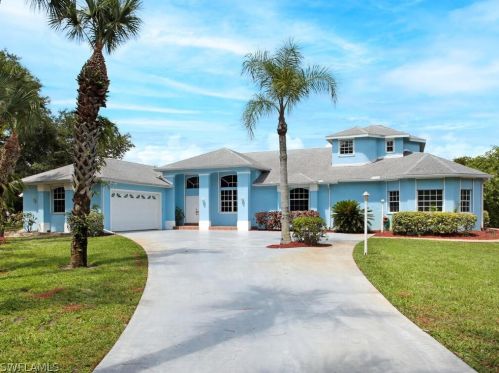 813 Glenn Ave, Lehigh Acres, FL 33972-3331