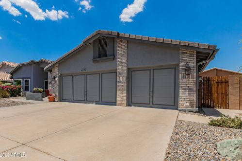 2742 Ironwood Dr, Chandler, AZ 85224-3912