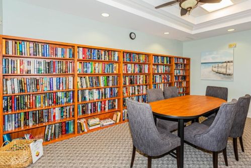 14254 Manchester Dr, Naples FL 34114-8624 exterior