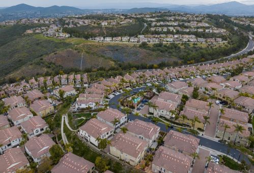 11674 Miro Cir, San Diego CA  92131-3319 exterior