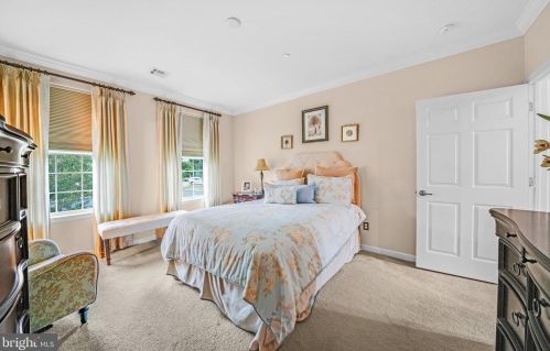 5217 Poplar St, Boothwyn PA  19060-6839 exterior