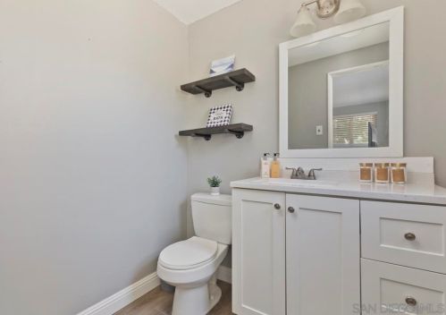 9606 Marilla Dr, Lakeside CA  92040-2806 exterior