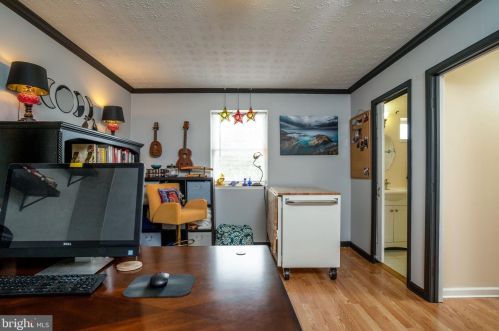 150 Windy Knoll Dr, Harrisonburg VA  22802-8886 exterior