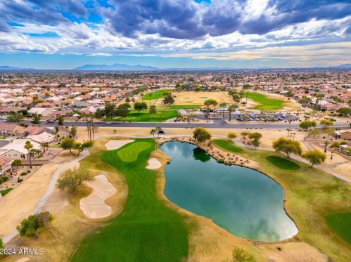 22033 Golf Club Dr, Sun City AZ 85375-2078 exterior