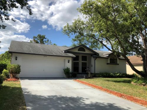 8135 Golf Club Ct, Port Richey, FL 34667-2471