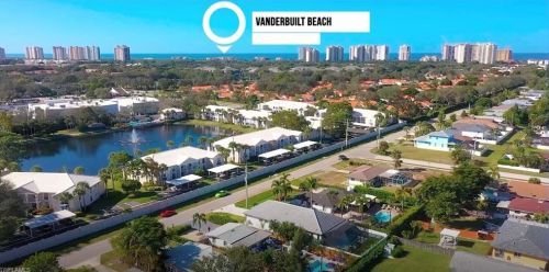 821 91st Ave, Naples, FL 34108-2426