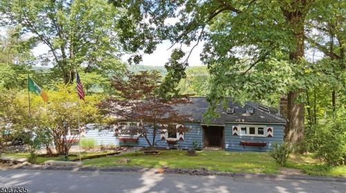132 Glenside Trl, Sparta, NJ 07871-1240
