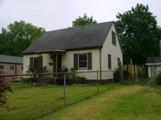 2014 Elwood Ave, South Bend IN  46628-2926 exterior