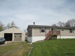 472 Washington St, Seward, PA 15954-2030