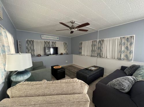 30 Juniper Dr, Boynton Beach FL  33435-7379 exterior