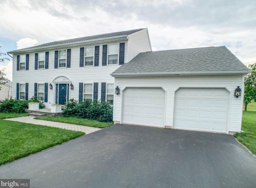 2191 Deer Ln, Collegeville, PA 19473-2086