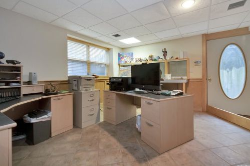 162 Miller Place Rd, Miller Place NY  11764-2803 exterior