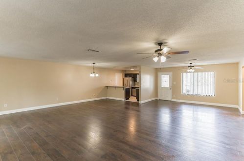 4927 Glamour Ln, Orlando, FL 32821-8264