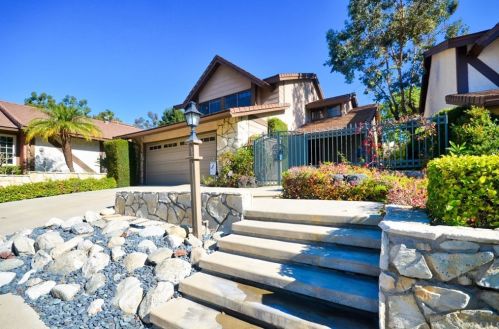 2112 Weatherly Pl, Fullerton, CA 92833-1201