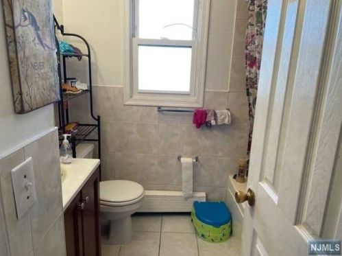 394 29th St, Paterson NJ  07514-1823 exterior