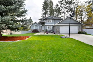 106 Rolland Ave, Spokane, WA 99218-2577