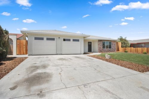 6566 Eden Ave, Winton CA  95388-9591 exterior