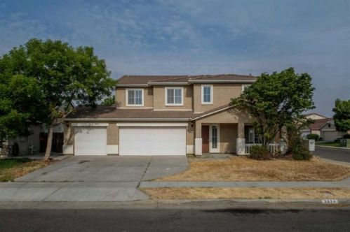 3674 Burl Ave, Fresno, CA 93727-7987