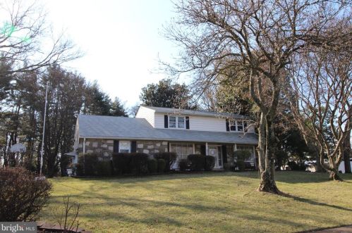 3517 Oriole Dr, Huntingdon Valley, PA 19006-3411
