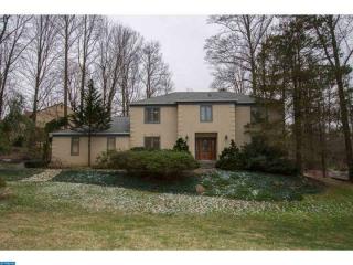 808 Llanelly Ln, Berwyn, PA 19312-2053