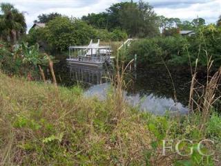 2211 Safe Harbour Ct, Alva, FL 33920-3837