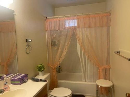 7012 Doris Ave, Winton CA  95388-9566 exterior
