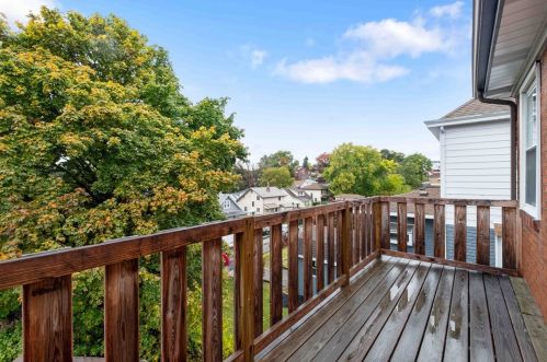 4001 Ctr Ave, Whitaker PA 15120-3417 exterior