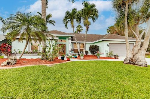 2504 24th Pl, Cape Coral, FL 33904-3314